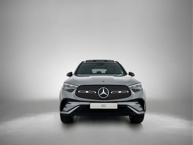 Mercedes-Benz GLC-KLASSE 300e 4MATIC Sport Edition | Premium Pakket | Night Pakket | Winter Pakket | Trekhaak | Digital Light | 360° camera | 20 inch AMG multispaaks velgen | Augmented Reality Navigation |