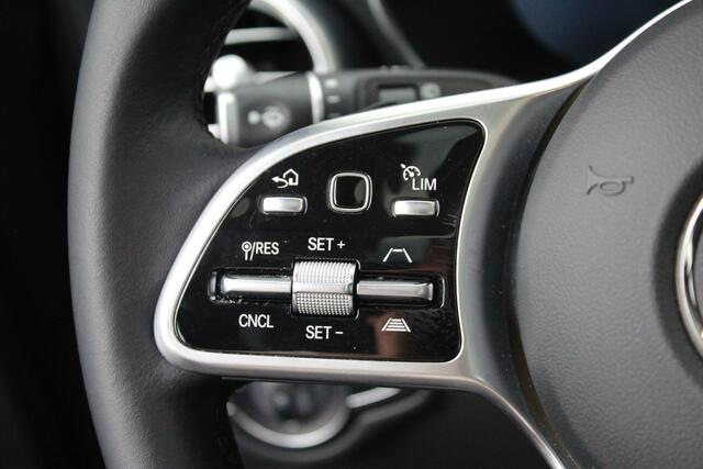 Mercedes-Benz GLC-KLASSE 300e 4MATIC | Pano | Memory | Trekhaak |