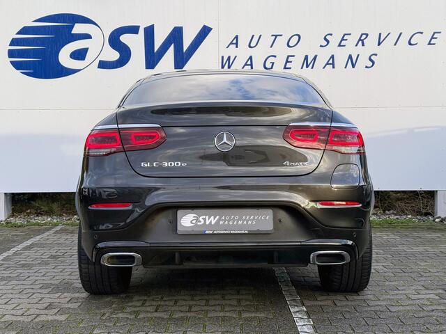 Mercedes-Benz GLC-KLASSE Coupé 300e 4MATIC Business Solution AMG | Trekhaak | MBUX | CarPlay | Camera | LED | 19 inch