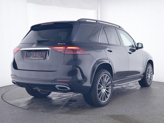 Mercedes-Benz GLE-KLASSE 400 e 4MATIC AMG Plug-In Hybride AMG Line | Night Pakket | Airmatic | Trekhaak 21 Inch AMG Velgen | Stuur en Stoelverwarming. Inclusief 24 maanden Mercedes-Benz Certified garantie voor Europa.