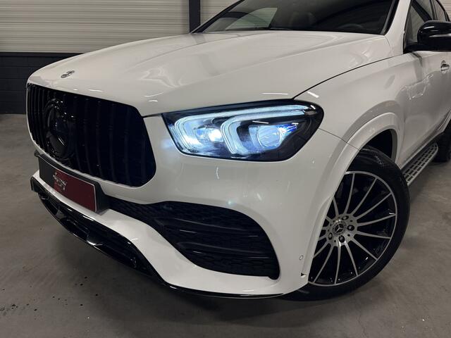 Mercedes-Benz GLE-KLASSE Coupé 350 e 4MATIC AMG EDITION PANO/BURMESTER/21"BREEDSET/360CAMERA/WIDESCREEN/KEYLESS/PRIVACY/PANAMERICANA-GRILLE/53AMG DIFFUSER+UITLATEN/UNIEKE AUTO DIE IN ABSOLUTE NIEUWSTAAT VERKEERT