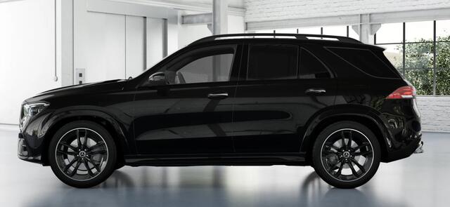 Mercedes-Benz GLE-KLASSE 400 e 4MATIC AMG // Luchtvering // Trekhaak // Carbon // SoftClose // Headup // Leder // Burmester // 22 inch // Panoramadak