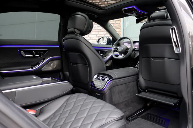 Mercedes-Benz S-KLASSE 580 e 4MATIC Lang AMG Line | Airmatic | Achterasbesturing | Chauffeurspakket | Distronic+ | Memory | Stoelventilatie V+A | Burmester | Soft-Close | Digital Light | Vlakkenverwarming | HUD |