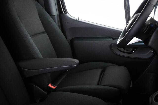 Mercedes-Benz SPRINTER 319 1.9 CDI L2H2