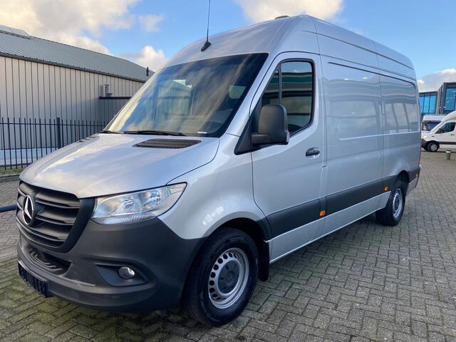 Mercedes-Benz SPRINTER 319 3.0 CDI V6 L2H2 Euro 6 | Zeer netjes | 2x Gev. Stoel | Standkachel | Mbux 7