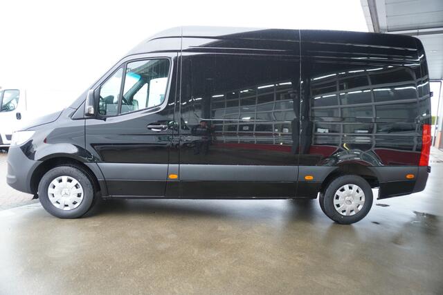 Mercedes-Benz SPRINTER 317 CDI 170PK L2H2 Pro automaat Trekhaak 3.500KG Climate | adap.Cruise | Apple Cp- Android auto | Blis | Camera