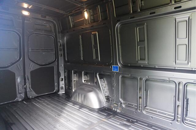 Mercedes-Benz SPRINTER 317CDI Pro L2H2 10.25" Mbux Navi, Cam, Gev. Stoel, 3.5T Trekhaak, LED!! NR. 731