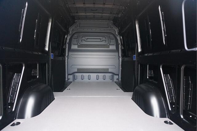 Mercedes-Benz SPRINTER 319CDI Select L2H2 10.25" Mbux, ACC, LED, 17" LM 3.5T Trekhaak!! NR. 717