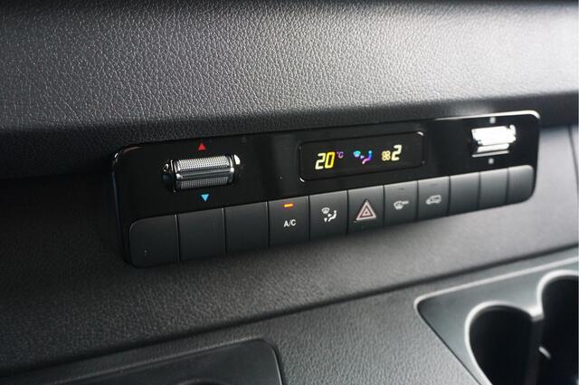 Mercedes-Benz SPRINTER 319CDI Select L2H2 10.25" Mbux, ACC, LED, 17" LM 3.5T Trekhaak!! NR. *559*