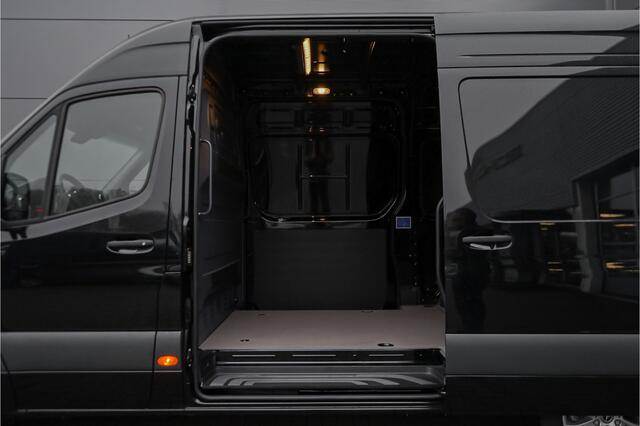 Mercedes-Benz SPRINTER 319 1.9 CDI L2H2 RWD 2x Auto Schuifdeur 360° Distronic Navi Trekhaak 3.5T