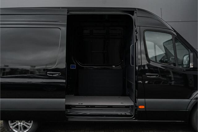 Mercedes-Benz SPRINTER 319 1.9 CDI L2H2 RWD 2x Auto Schuifdeur Distronic Camera Navi Trekhaak 3.5T