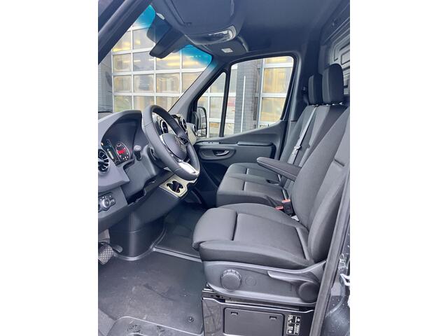 Mercedes-Benz SPRINTER 317 1.9 CDI L2 Select HD Automaat | Alarm Klasse 3 | Lichtmetalen velgen | Parkeerpakket met 360 graden Achteruitrijcamera |