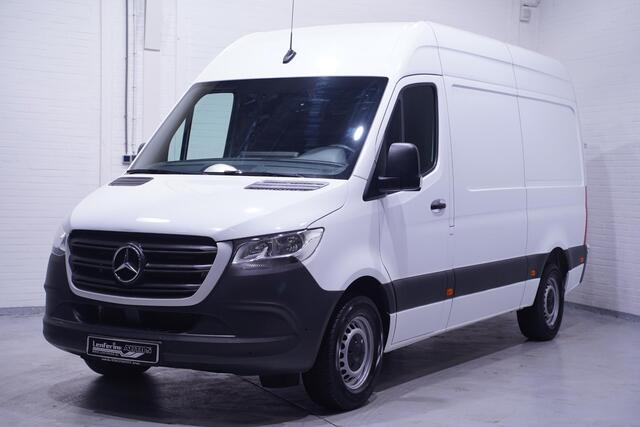 Mercedes-Benz SPRINTER 317 CDI 170 pk Aut. L2H2 Navi, Camera Laadruimte Pakket, Cruise Control, PDC V+A, 3-Zits