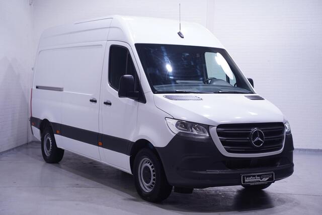 Mercedes-Benz SPRINTER 317 CDI 170 pk Aut. L2H2 Navi, Camera Laadruimte Pakket, Cruise Control, PDC V+A, 3-Zits
