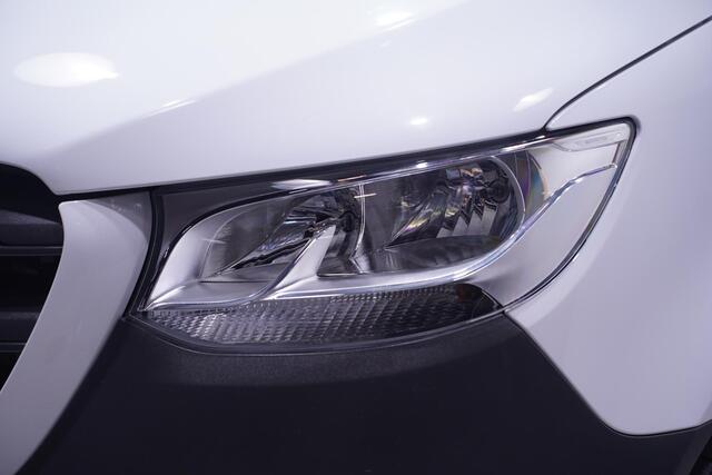 Mercedes-Benz SPRINTER 317 CDI 170 pk Aut. L2H2 Navi, Camera Laadruimte Pakket, Cruise Control, PDC V+A, 3-Zits