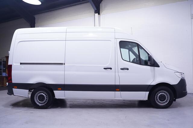 Mercedes-Benz SPRINTER 317 CDI 170 pk Aut. L2H2 Navi, Camera Laadruimte Pakket, Cruise Control, PDC V+A, 3-Zits