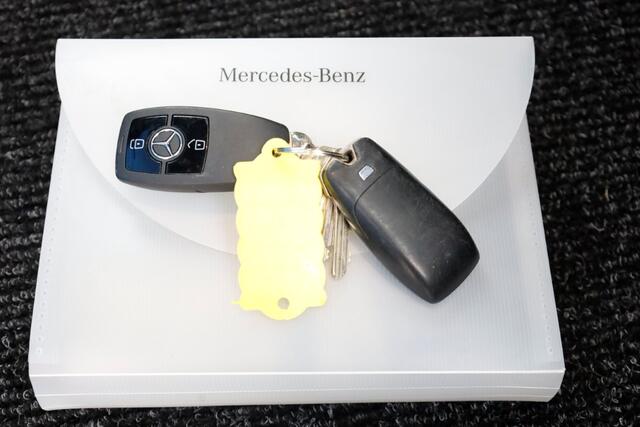 Mercedes-Benz SPRINTER 311 CDI 7G Automaat RWD Bakwagen met achterdeuren Airco 03-2021