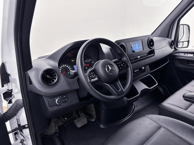 Mercedes-Benz SPRINTER 315 1.9 CDI L2H2 FWD Automaat MBUX Trekhaak Betimmering Cruise control