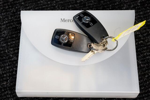 Mercedes-Benz SPRINTER 311 CDI 7G Automaat RWD Bakwagen met achterdeuren Airco 03-2021