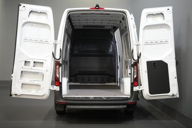 Mercedes-Benz SPRINTER 211 Aut. L2H2 BPM VRIJ/ LED/ Standkachel/ Stoelverw./ Carplay/ Cruise/ Camera