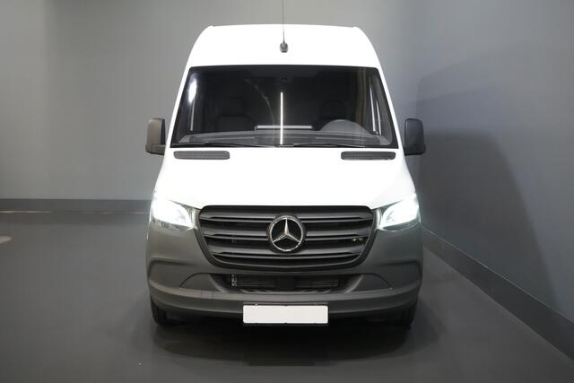 Mercedes-Benz SPRINTER 211 Aut. L2H2 BPM VRIJ/ LED/ Standkachel/ Stoelverw./ Carplay/ Cruise/ Camera