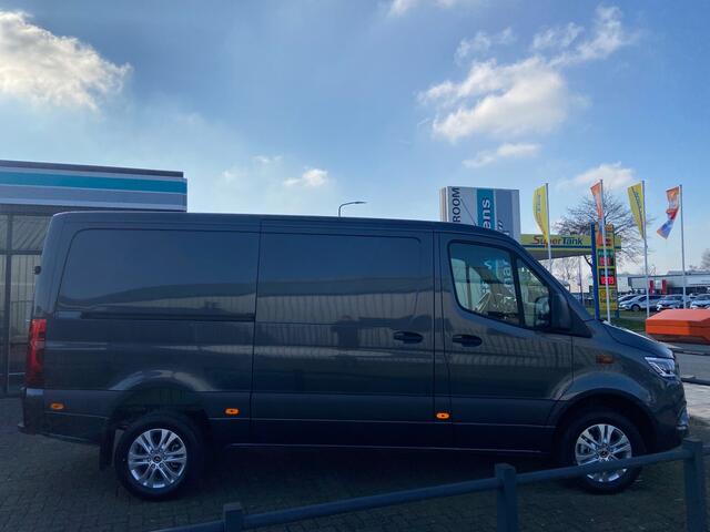 Mercedes-Benz SPRINTER 319 CDI L2H1 Elec. Schuifdeur | 360° Camera | DIStronic | LED | Betimmering