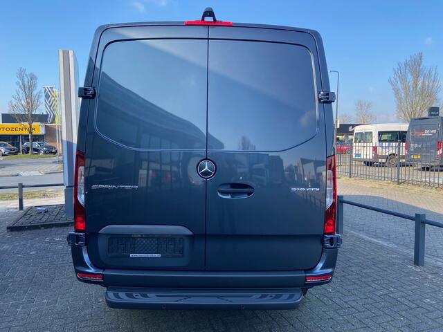 Mercedes-Benz SPRINTER 319 CDI L2H1 Elec. Schuifdeur | 360° Camera | DIStronic | LED | Betimmering