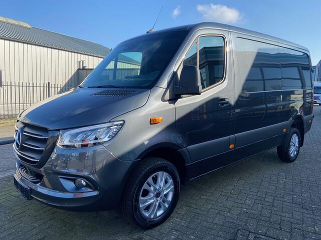 Mercedes-Benz SPRINTER 319 CDI L2H1 Elec. Schuifdeur | 360° Camera | DIStronic | LED | Betimmering