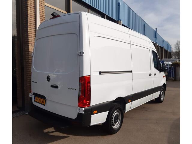 Mercedes-Benz SPRINTER 317 CDI L2H2 RWD MBux Camera PDC Navi Airco Cruisecontrol - ZONDER KRASSEN OF DEUKEN -