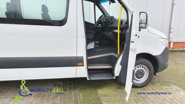 Mercedes-Benz SPRINTER Rolstoelbus voorinstap 2025