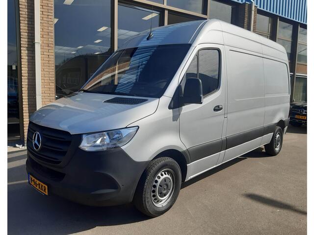 Mercedes-Benz SPRINTER L2H2 103 Kw/ 140Pk Autm. Airco Achteruitrijcamera Parkeersensors