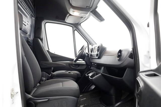 Mercedes-Benz SPRINTER 215 CDI 150pk L2H2 9G Automaat Airco/CarPlay 12-2022