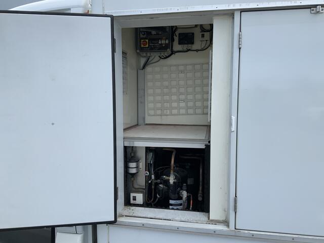 Mercedes-Benz SPRINTER 311 2.2 CDI 366 ijsAuto 40 gr _0 Deuren 10 Euro 6