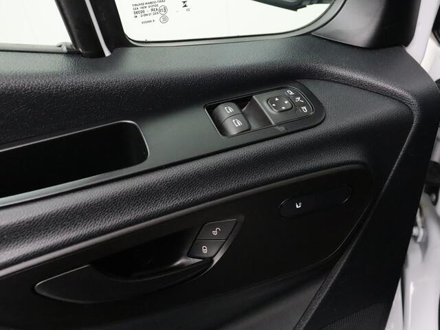 Mercedes-Benz SPRINTER 317CDI 9G-Tronic Automaat L2H2 | Fabrieksgarantie | Navigatie | Camera | 3-Persoons | Airco | Cruise