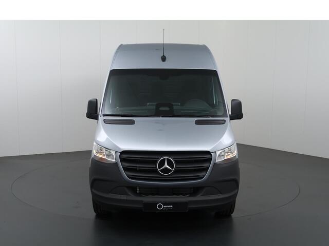 Mercedes-Benz SPRINTER 315 CDI L2H2 RWD PRO Automaat | 3500 kg TREKKEN | 3-zits | Climate Control | Achteruitrijcamera | Airco | Cruise Control |