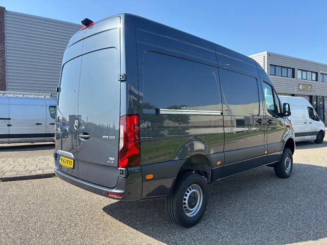 Mercedes-Benz SPRINTER 319CDI L2H2 4X4 Automaat Airco Navi Cruisecontrol NIEUW BPM VRIJ