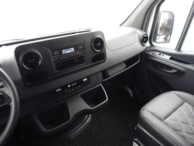 Mercedes-Benz SPRINTER 211 2.2 CDI H2 AMG Night Edition Aut- 2x Schuifdeur, Designo Leder, Clima, Grijs kenteken