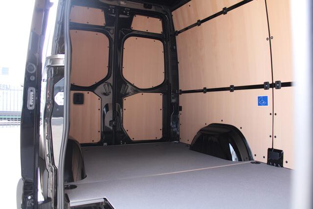 Mercedes-Benz SPRINTER 317CDI L2H2 Pro - Mbux 10 - 3.5t Trekhaak - Betimmering - Camera - Carplay - Bind spot - Cruise - Smartphone integratie - Rijklaar