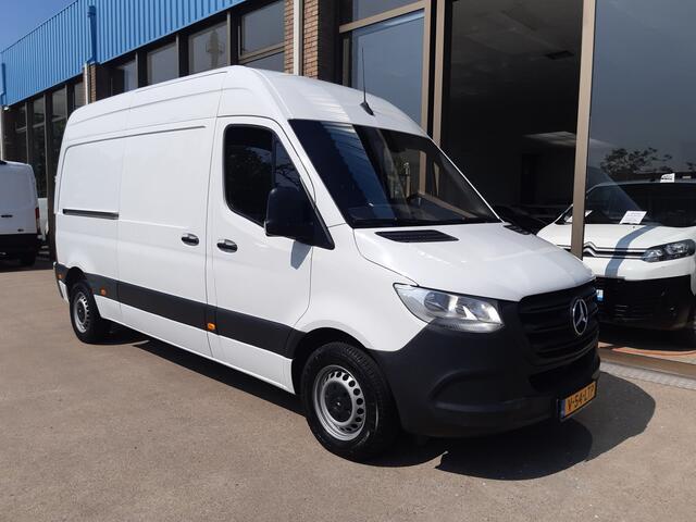 Mercedes-Benz SPRINTER 143Pk L2H2 Airco Cruisecontrol Achteruitrijcamera MBux