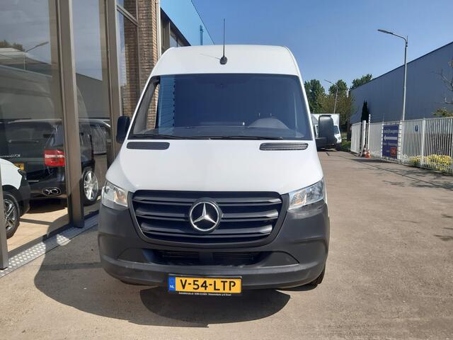 Mercedes-Benz SPRINTER 143Pk L2H2 Airco Cruisecontrol Achteruitrijcamera MBux