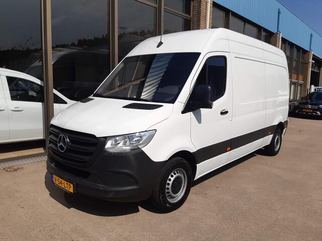 Mercedes-Benz SPRINTER 143Pk L2H2 Airco Cruisecontrol Achteruitrijcamera MBux