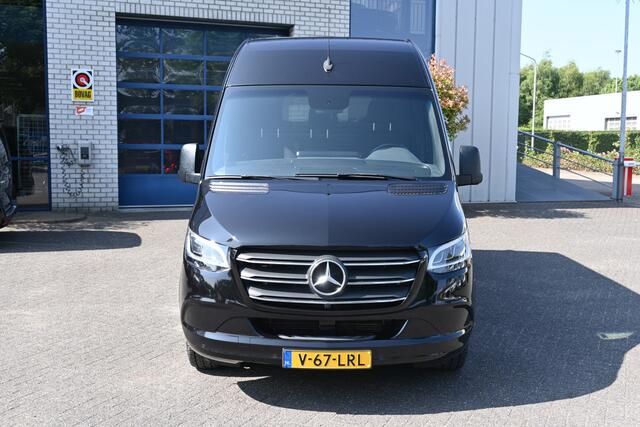 Mercedes-Benz SPRINTER 319 CDI 3.0 V6 L2H2 LED, MBUX 10.25 met 360 graden camera, Distronic, Sluithulp