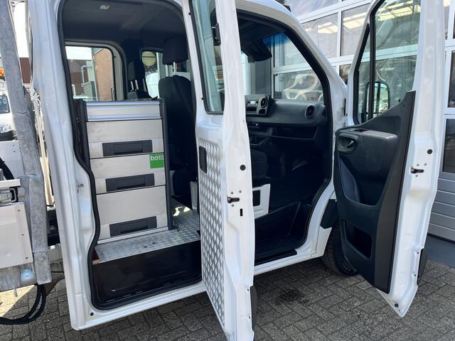 Mercedes-Benz SPRINTER 514 2.2 CDI L3 DC Hiab 018 laadkraan Airco Trekhaak 2000 kg trekgewicht Kastinrichting 1e eigenaar ex Overheid 2-Persoons Openlaadbak Kraan Pick-up P-up Gereedschapskist Euro 6