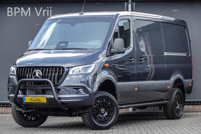 Mercedes-Benz SPRINTER 4x4 319Cdi 190Pk 9G-tronic | L2H1 | 2xSchuifdeur | 4WD | AWD | Bullbar | Treeplanken | 19'' All Terrain | Tenoriet Grijs