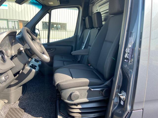 Mercedes-Benz SPRINTER 319 CDI L2H1 Facelift | DIStronic | 3500KG Trekhaak | 360° Camera | LED | Gev. Stoel