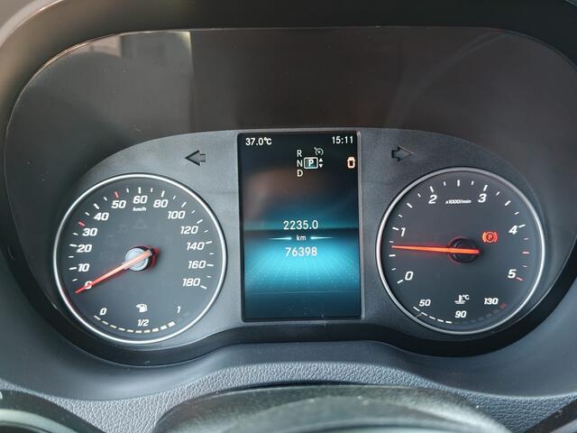 Mercedes-Benz SPRINTER 319 3.0 CDI L2H2, V6 / LED / 3500KG / APPLE CARPLAY / ANDROID AU