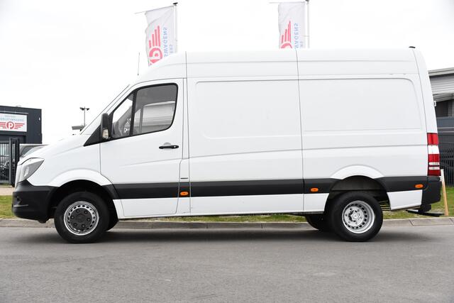 Mercedes-Benz SPRINTER 516 2.2 CDI 366 Edition Camera, Cruise, 3500KG Trekhaak, Multimedia, 164PK, Automaat, Uniek!