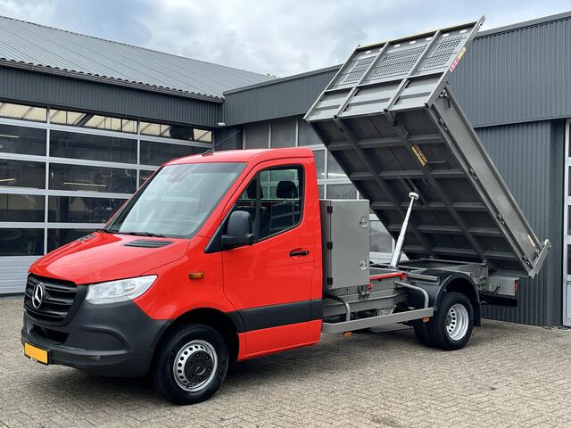 Mercedes-Benz SPRINTER 514 2.2 CDI Kipper Airco Trekhaak 3500kg trekgewicht Telefoonverbinding 3-Persoons Gereedschapskist Kieper Open laadbak Bpm vrij voor particulier gebruik!!