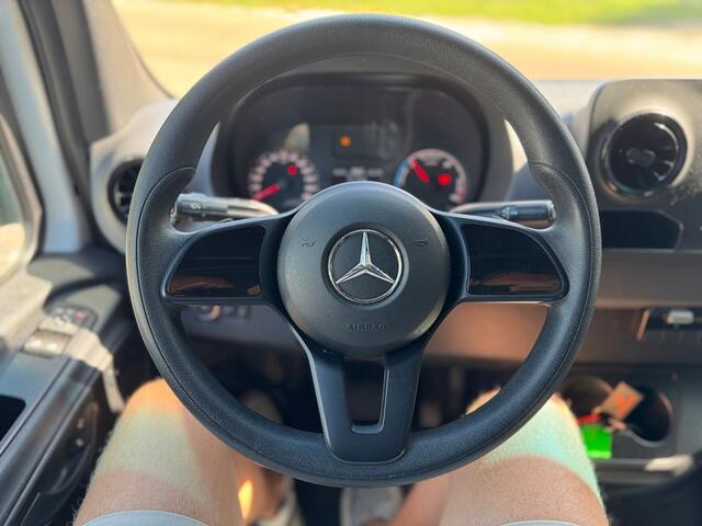 Mercedes-Benz SPRINTER eSprinter L2H2 55 kWh 3-p hollandia laadklep ecc,sidebar,lmv,pdc