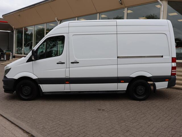 Mercedes-Benz SPRINTER 316 CDI 163 PK AUT. L2H2 + 2 SCHUIFDEUREN| OPRIJPLAAT | TREKHAAK | CRUISE CONTROL | AIRCO